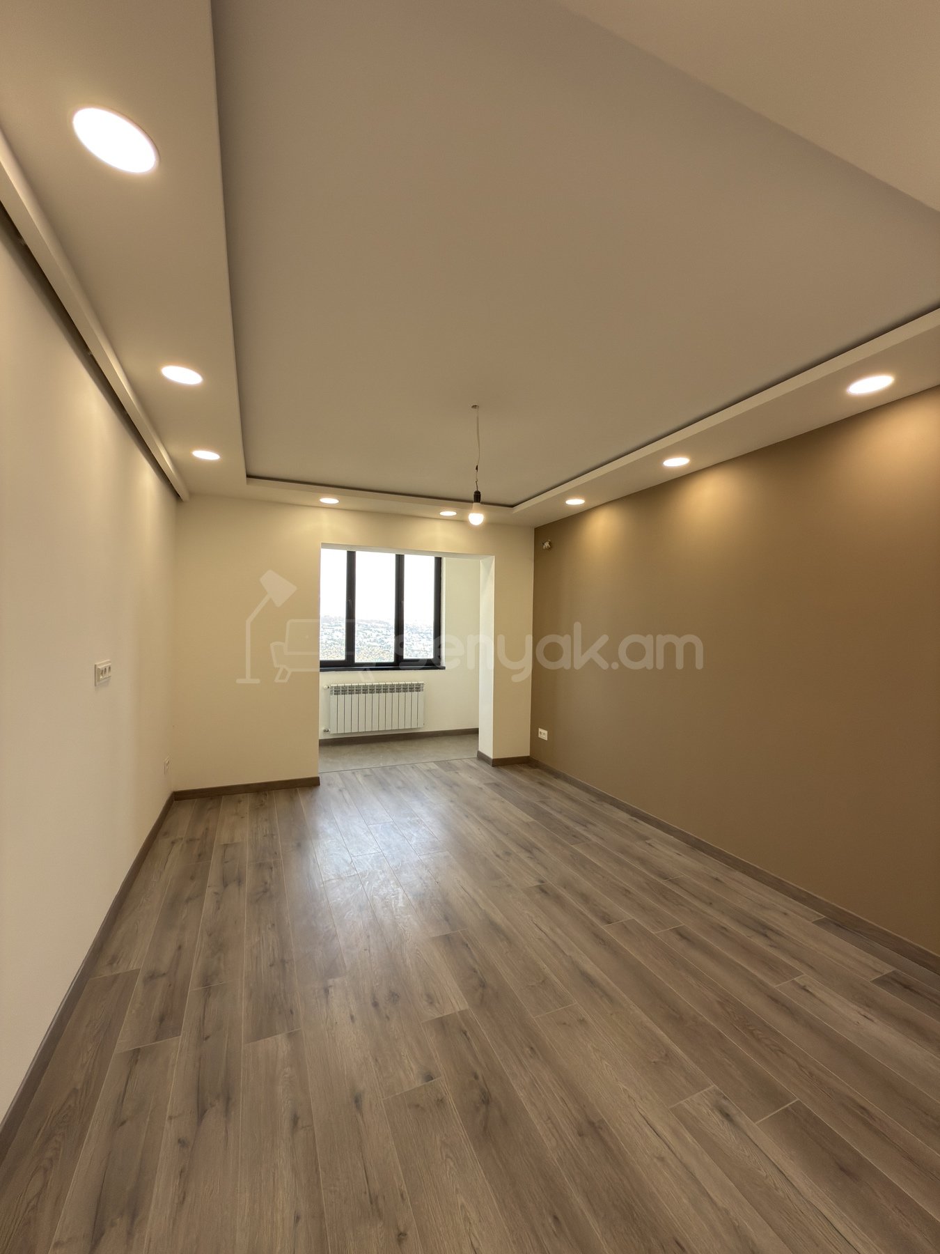 3 Սենյականոց Բնակարան, 56քմ, 9/9 հարկ, Կապիտալ Վերանորոգված