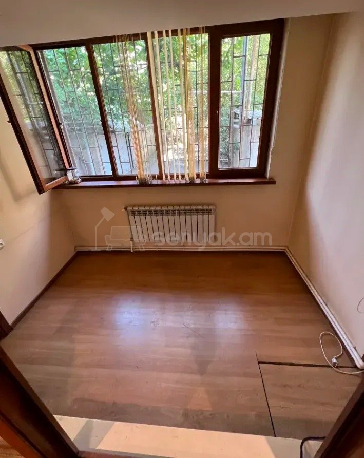 3 Սենյականոց Բնակարան, 67քմ, 1/9 հարկ, Կապիտալ Վերանորոգված, Կահավորված, Արևկող