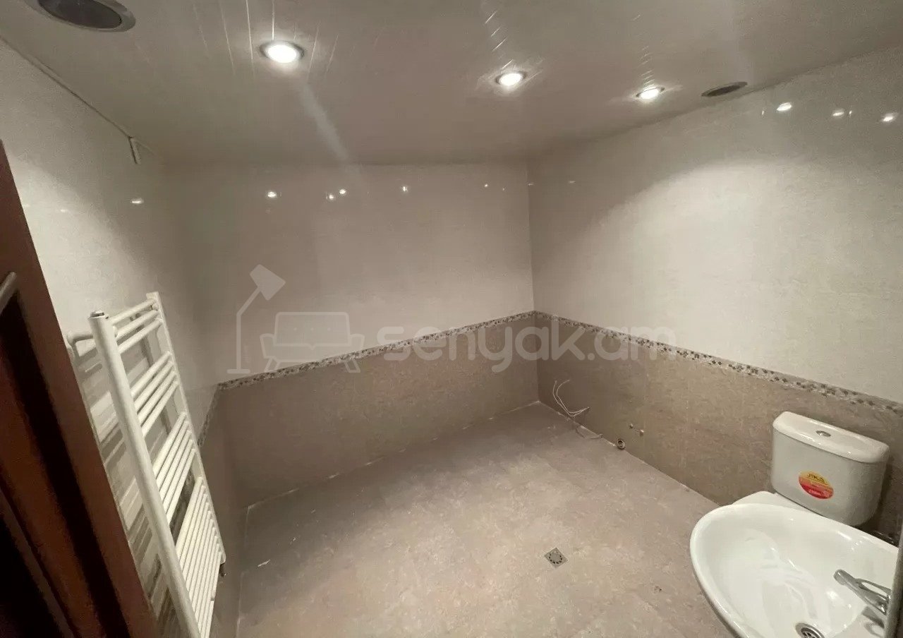 6 Սենյականոց Բնակարան, 165քմ, 10/11 հարկ, Կապիտալ Վերանորոգված
