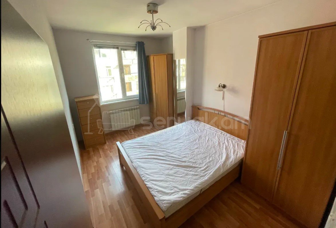 2 Սենյականոց Բնակարան Քարե Շենքում, 50քմ, 2/4 հարկ, Կապիտալ Վերանորոգված, Կահավորված