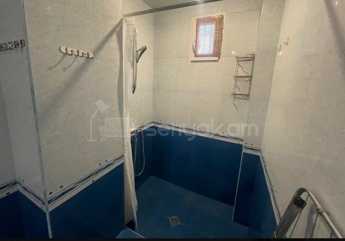 2 Սենյականոց Բնակարան Քարե Շենքում, 50քմ, 2/4 հարկ, Կապիտալ Վերանորոգված, Կահավորված
