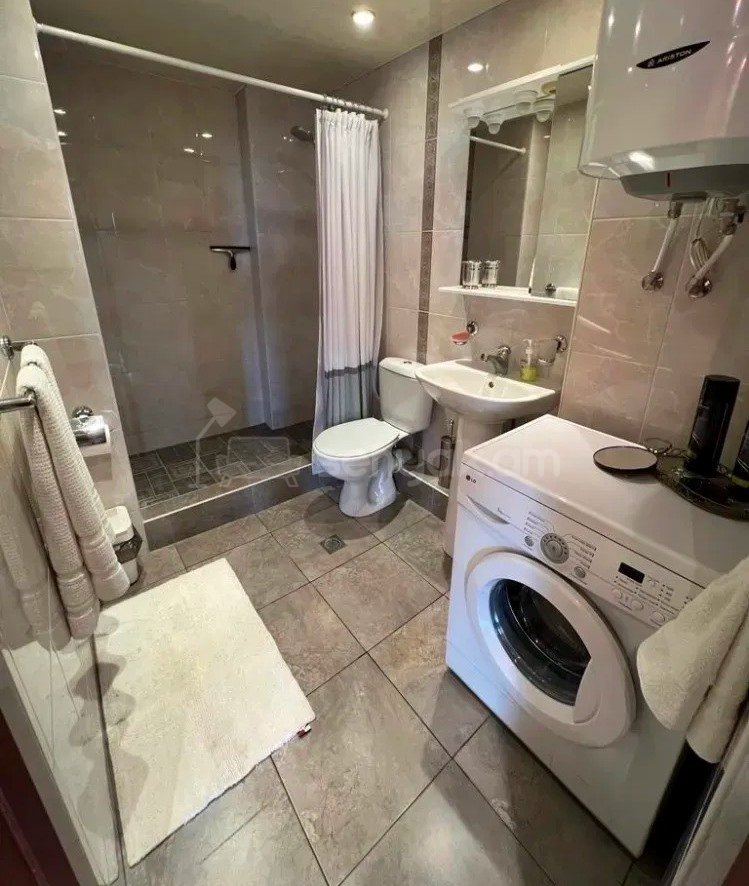 2 Սենյականոց Բնակարան, 50քմ, 14/16 հարկ, Կապիտալ Վերանորոգված, Կահավորված, Արևկող