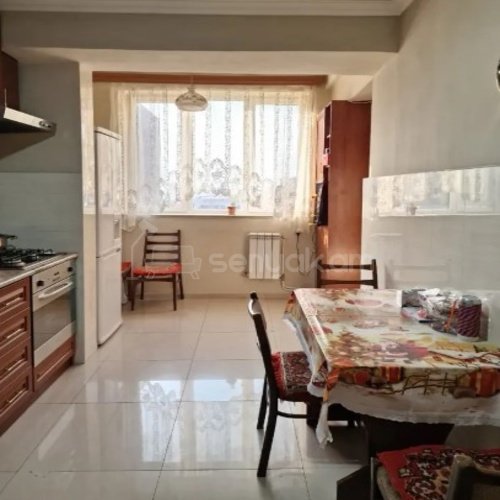 3 Սենյականոց Բնակարան, 100քմ, 6/14 հարկ, Կոսմետիկ Վերանորոգված, Կահավորված, Արևկող