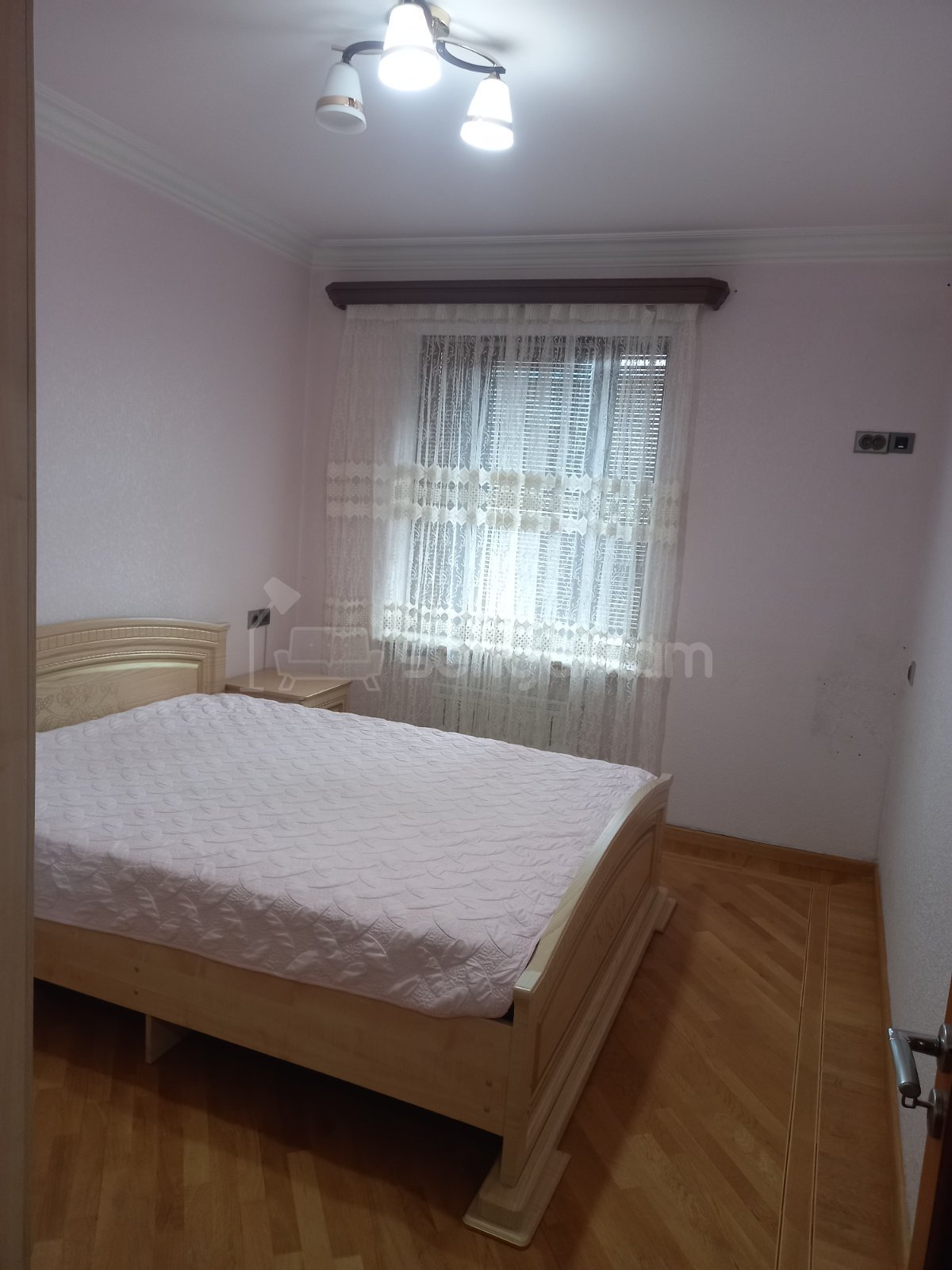 2 Սենյականոց Բնակարան Քարե Շենքում, 65քմ, 3/5 հարկ, Կապիտալ Վերանորոգված, Կահավորված, Արևկող