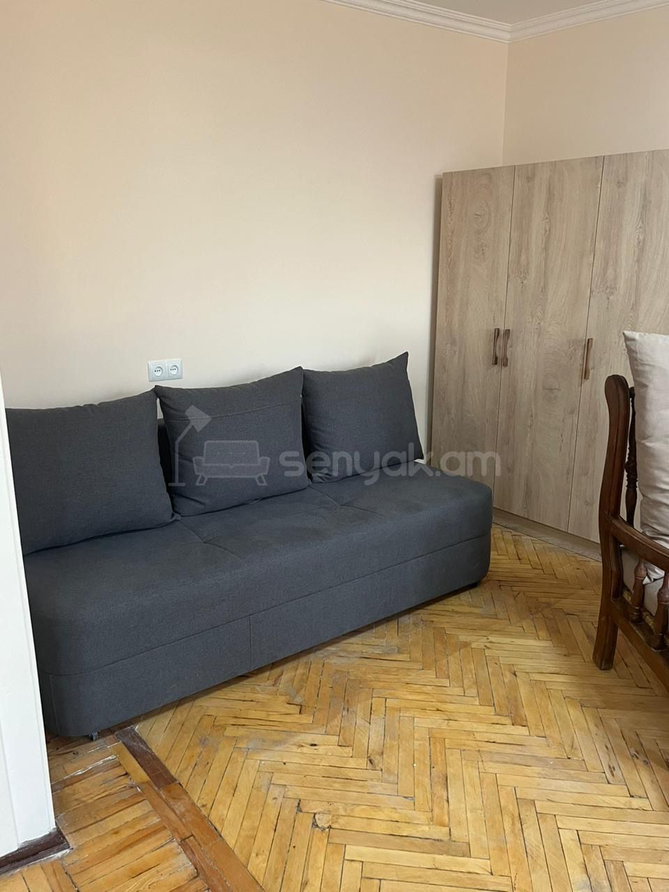 1 Սենյականոց Բնակարան Քարե Շենքում, 38քմ, 2/3 հարկ, Կոսմետիկ Վերանորոգված, Կահավորված, Արևկող