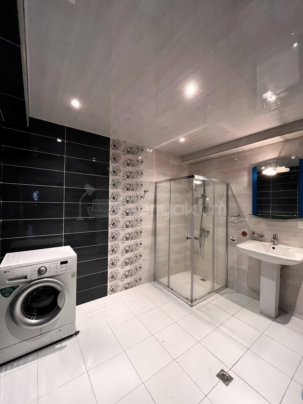 4 Սենյականոց Բնակարան Նորակառույցում, 140քմ, 8/12 հարկ, Կապիտալ Վերանորոգված, Կահավորված, Արևկող