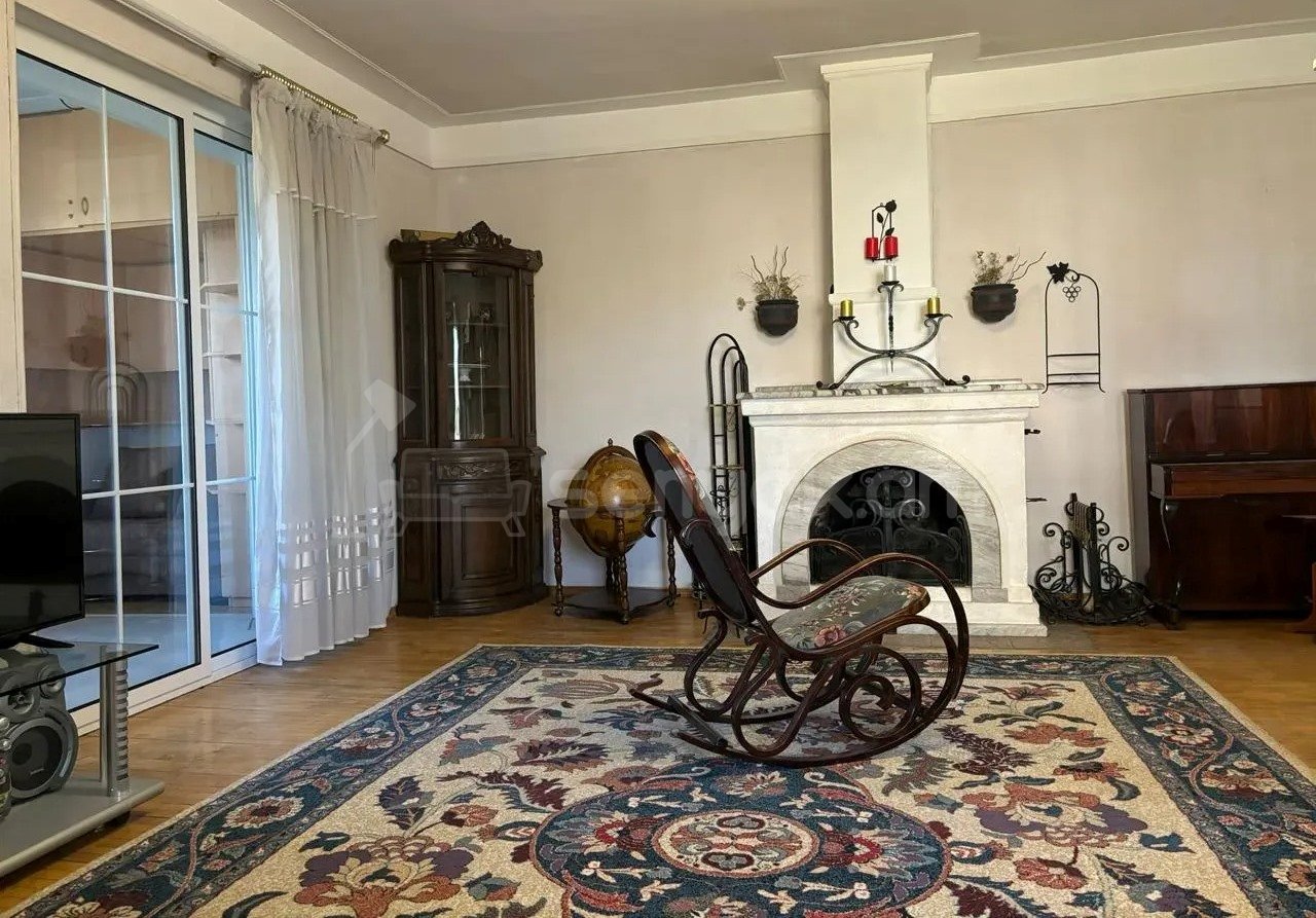 4 Սենյականոց Բնակարան Քարե Շենքում, 87քմ, 5/5 հարկ, Կապիտալ Վերանորոգված, Կահավորված, Արևկող