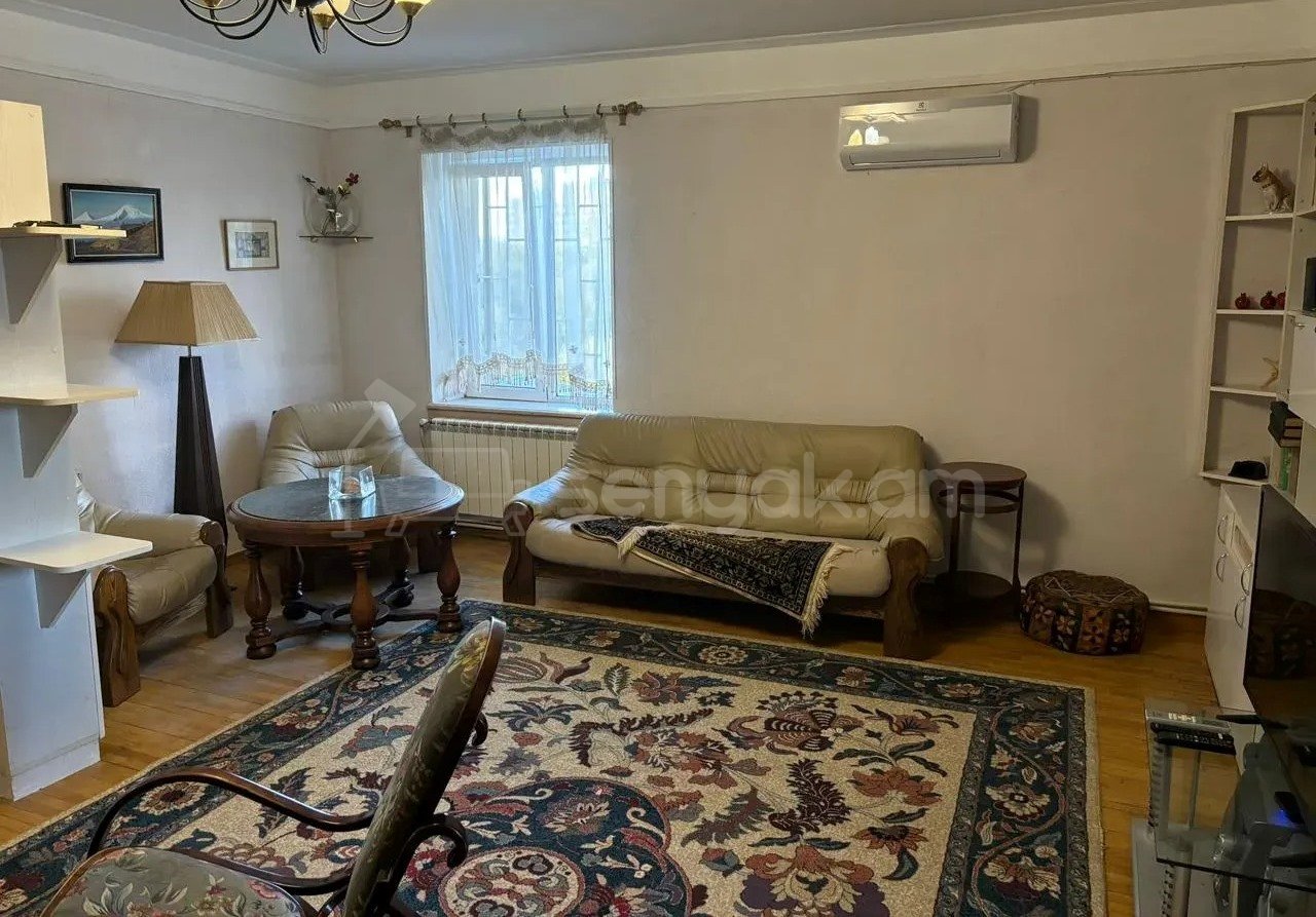 4 Սենյականոց Բնակարան Քարե Շենքում, 87քմ, 5/5 հարկ, Կապիտալ Վերանորոգված, Կահավորված, Արևկող