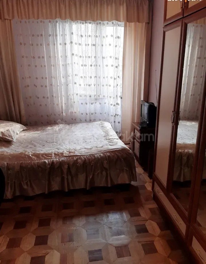 3 Սենյականոց Բնակարան, 80քմ, 4/9 հարկ, Պետական Վիճակում