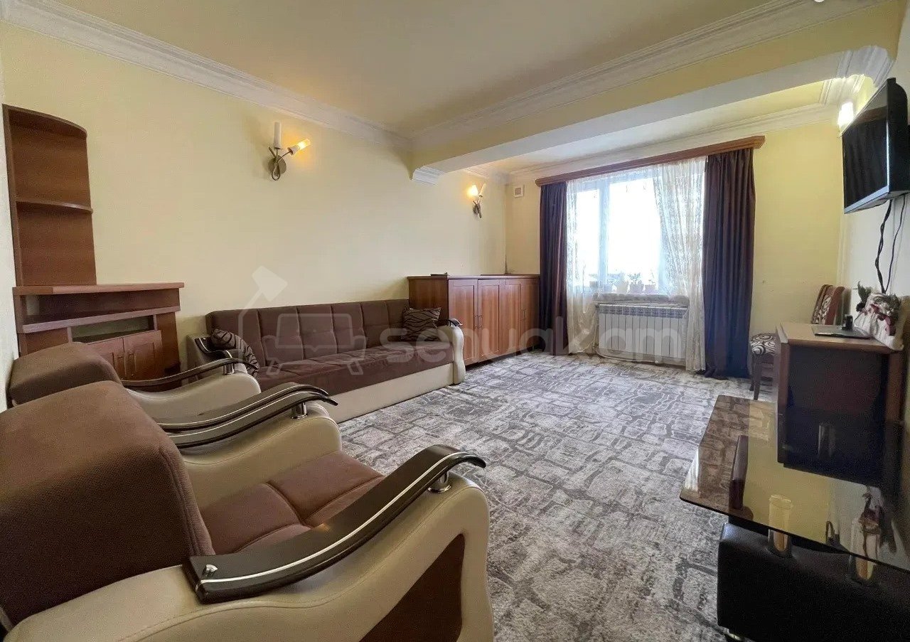 2 Սենյականոց Բնակարան Քարե Շենքում, 50քմ, 5/5 հարկ, Կապիտալ Վերանորոգված, Կահավորված, Արևկող