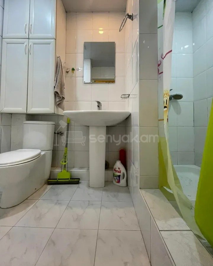 2 Սենյականոց Բնակարան Քարե Շենքում, 50քմ, 5/5 հարկ, Կապիտալ Վերանորոգված, Կահավորված, Արևկող