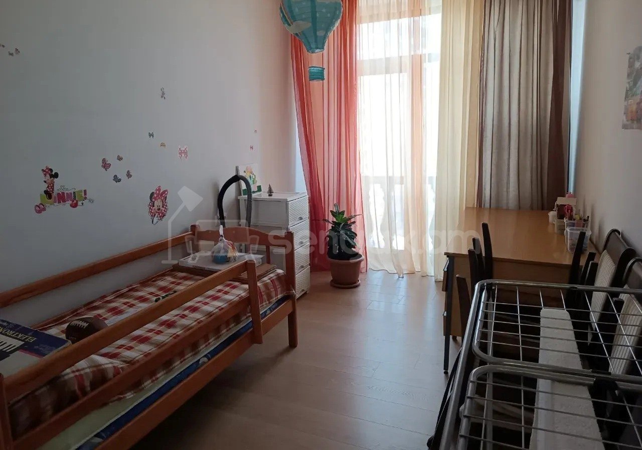3 Սենյականոց Բնակարան Նորակառույցում, 98քմ, 6/9 հարկ, Կապիտալ Վերանորոգված, Կահավորված, Արևկող
