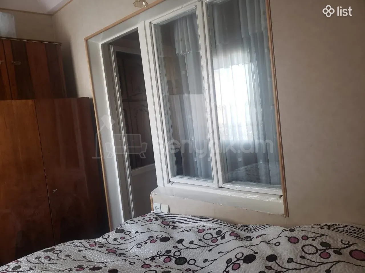 1 Սենյականոց Բնակարան, 52քմ, 3/9 հարկ, Նորմալ Վիճակում, Կահավորված, Արևկող