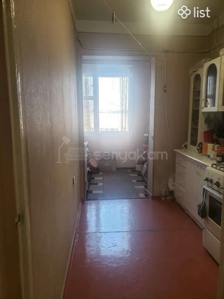 1 Սենյականոց Բնակարան, 52քմ, 3/9 հարկ, Նորմալ Վիճակում, Կահավորված, Արևկող