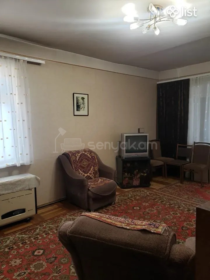 1 Սենյականոց Բնակարան, 52քմ, 3/9 հարկ, Նորմալ Վիճակում, Կահավորված, Արևկող