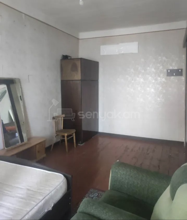 2 Սենյականոց Բնակարան Քարե Շենքում, 62քմ, 3/5 հարկ, Նորմալ Վիճակում, Կահավորված