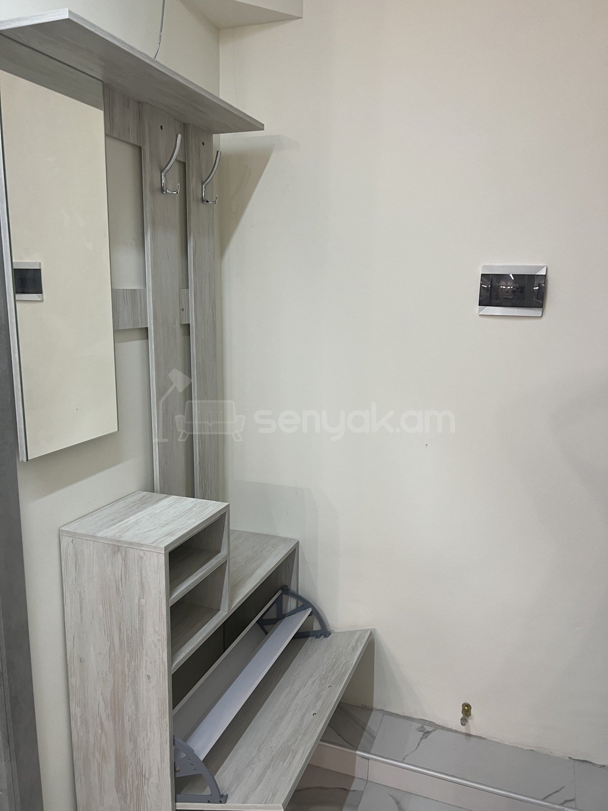2 Սենյականոց Բնակարան, 48քմ, 2/9 հարկ, Կապիտալ Վերանորոգված, Կահավորված, Արևկող