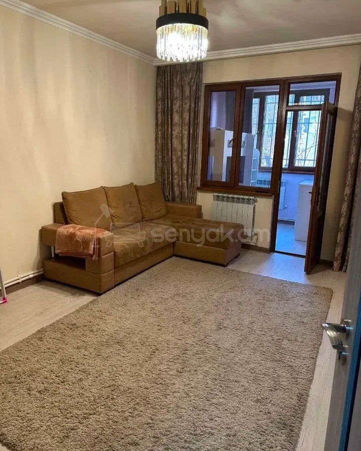 3 Սենյականոց Բնակարան Քարե Շենքում, 65քմ, 1/5 հարկ, Կապիտալ Վերանորոգված, Կահավորված