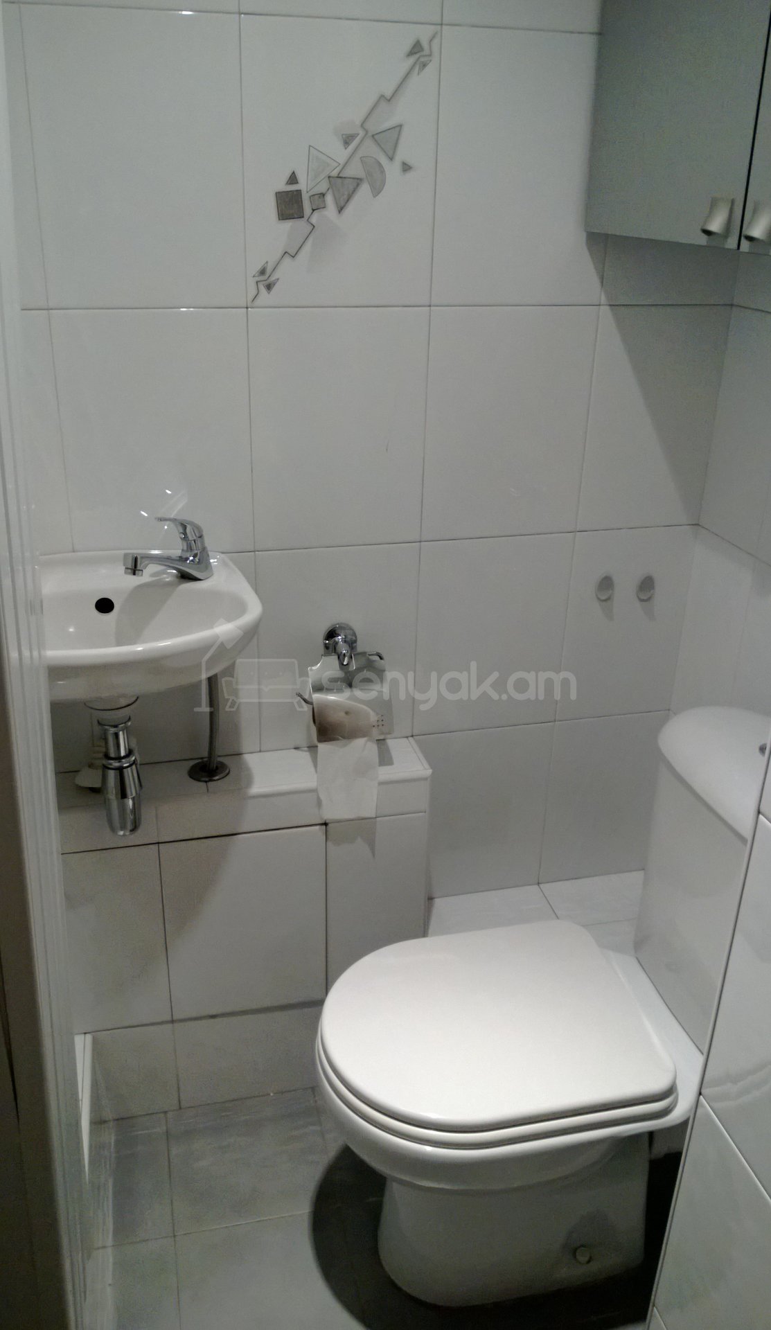 3 Սենյականոց Բնակարան, 95քմ, 2/9 հարկ, Կապիտալ Վերանորոգված