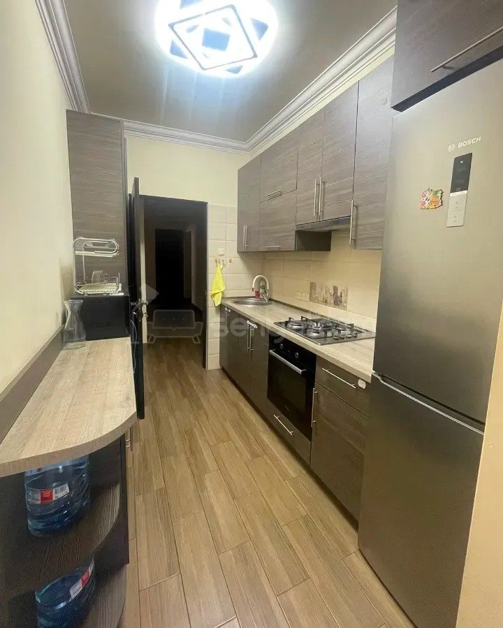 3 Սենյականոց Բնակարան Քարե Շենքում, 68քմ, 3/5 հարկ, Կապիտալ Վերանորոգված, Կահավորված, Արևկող