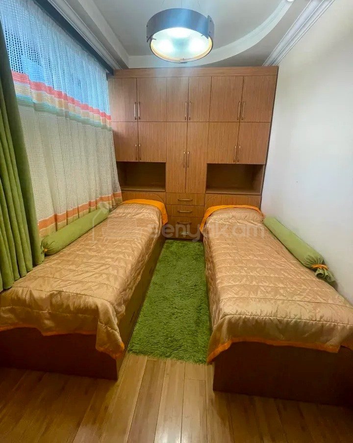 3 Սենյականոց Բնակարան Քարե Շենքում, 68քմ, 3/5 հարկ, Կապիտալ Վերանորոգված, Կահավորված, Արևկող