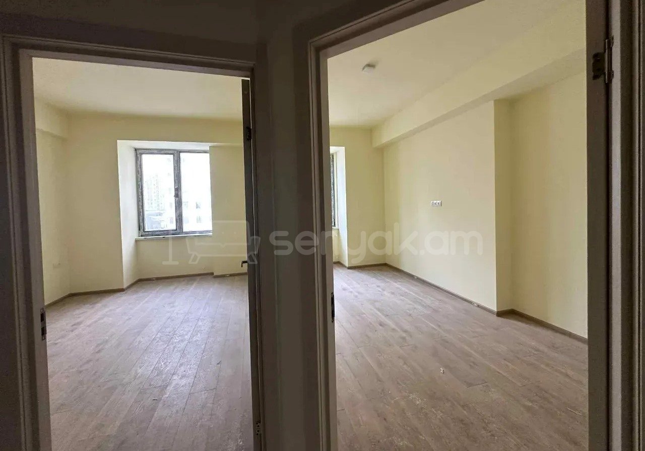 4 Սենյականոց Բնակարան Նորակառույցում, 112քմ, 3/12 հարկ, Կապիտալ Վերանորոգված