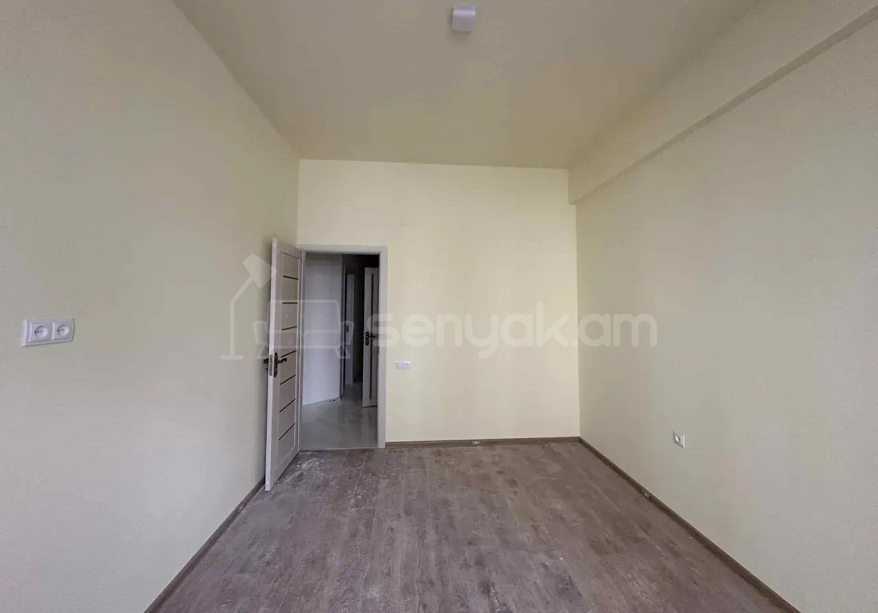 4 Սենյականոց Բնակարան Նորակառույցում, 112քմ, 3/12 հարկ, Կապիտալ Վերանորոգված