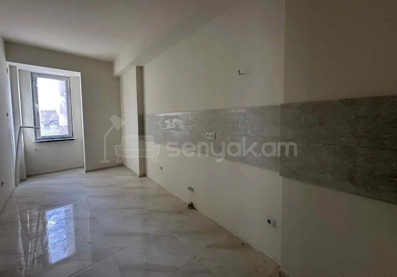 4 Սենյականոց Բնակարան Նորակառույցում, 112քմ, 3/12 հարկ, Կապիտալ Վերանորոգված