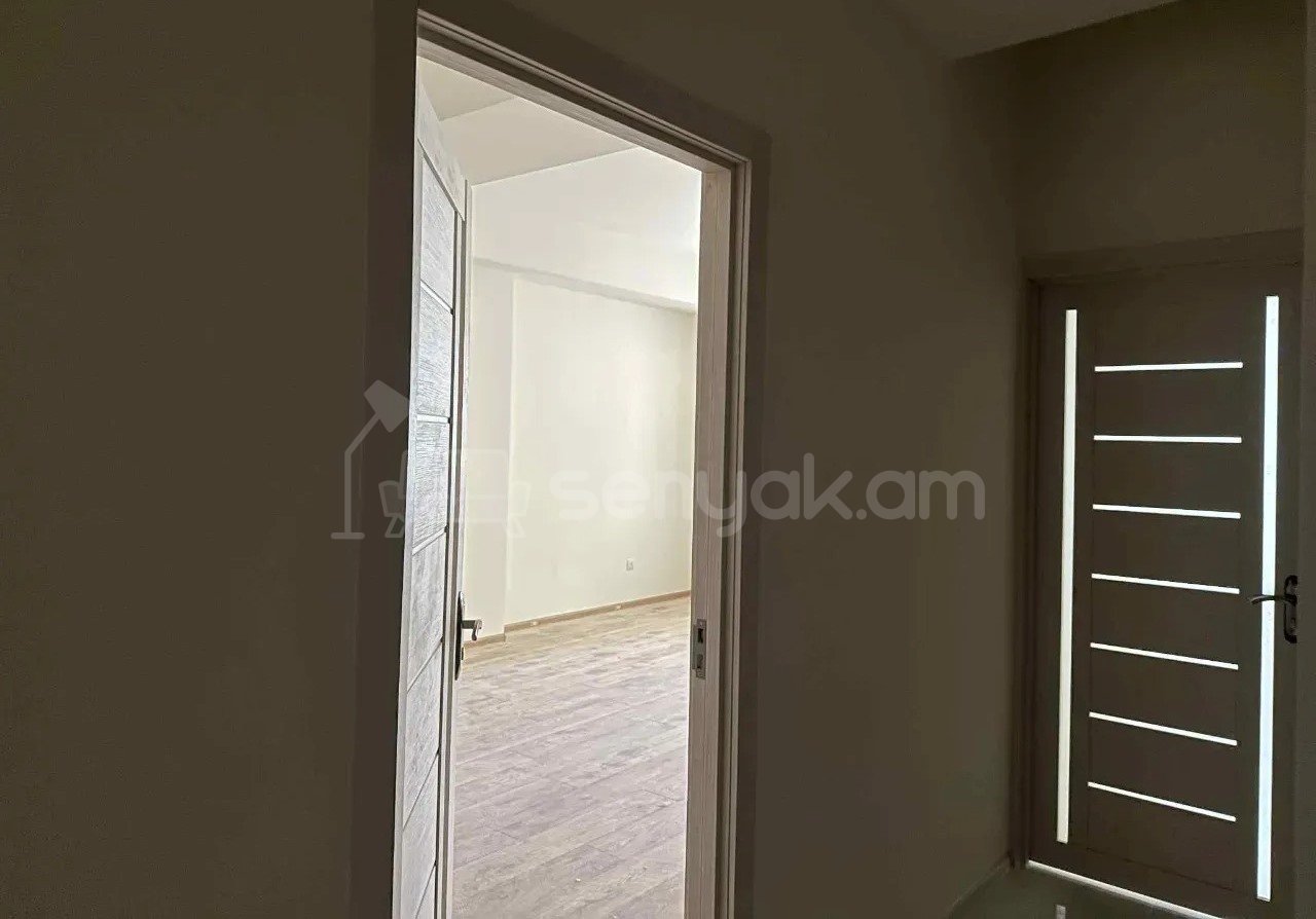 4 Սենյականոց Բնակարան Նորակառույցում, 112քմ, 3/12 հարկ, Կապիտալ Վերանորոգված