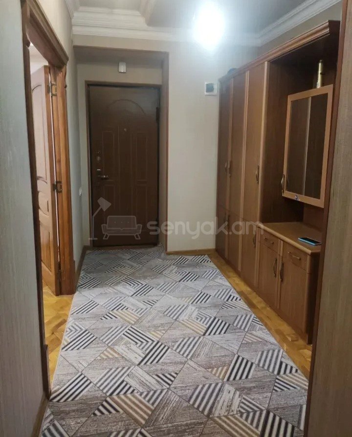4 Սենյականոց Բնակարան Քարե Շենքում, 93քմ, 4/9 հարկ, Կապիտալ Վերանորոգված, Կահավորված, Արևկող