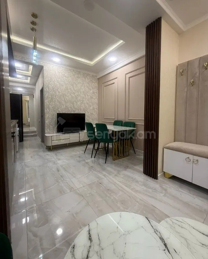 2 Սենյականոց Բնակարան Քարե Շենքում, 43քմ, 1/3 հարկ, Կապիտալ Վերանորոգված, Կահավորված, Արևկող