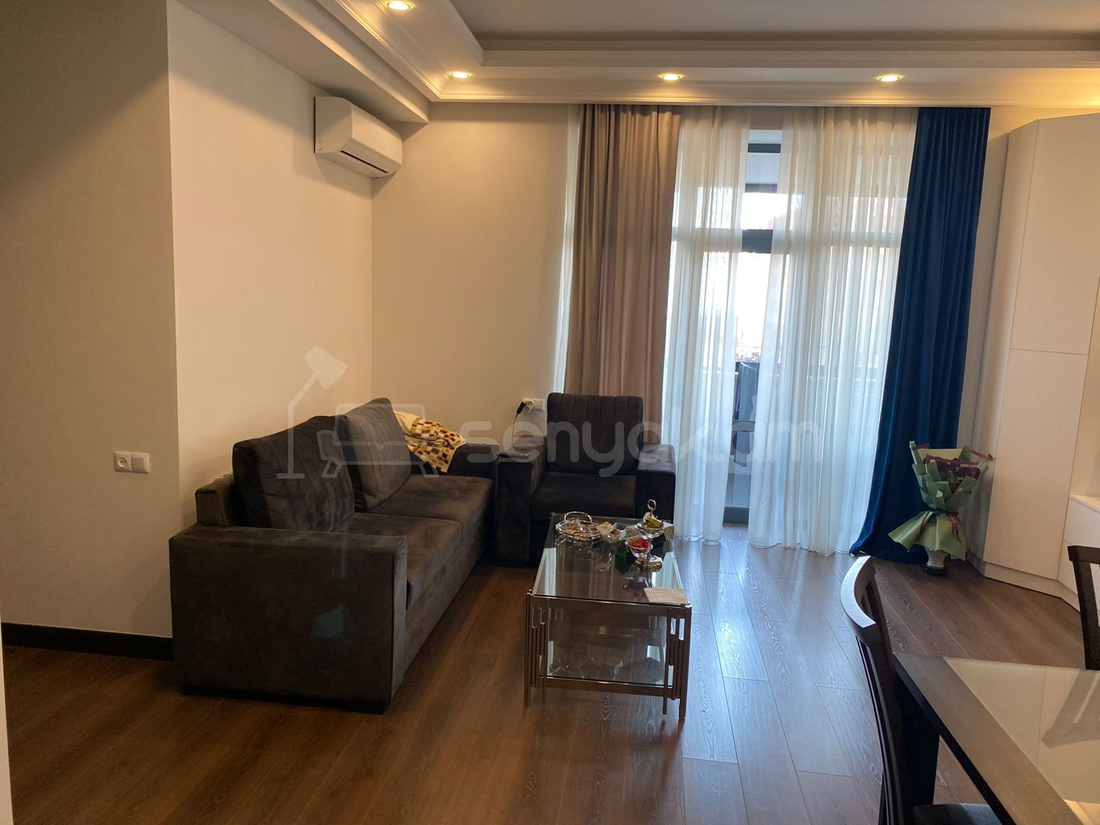 3 Սենյականոց Բնակարան Նորակառույցում, 92քմ, 3/9 հարկ, Կապիտալ Վերանորոգված, Կահավորված, Արևկող