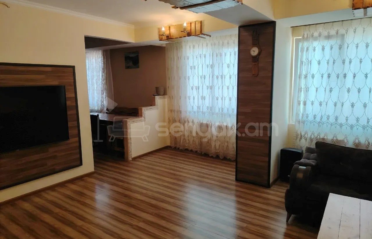 4 Սենյականոց Բնակարան Քարե Շենքում, 110քմ, 14/14 հարկ, Կապիտալ Վերանորոգված, Կահավորված, Արևկող