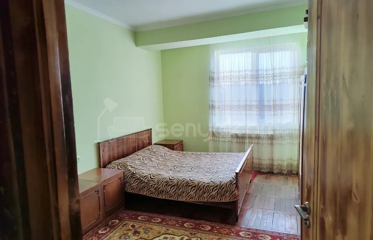 4 Սենյականոց Բնակարան Քարե Շենքում, 110քմ, 14/14 հարկ, Կապիտալ Վերանորոգված, Կահավորված, Արևկող