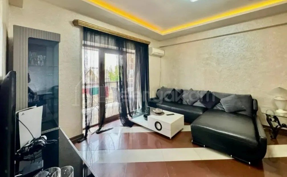 2 Սենյականոց Բնակարան Նորակառույցում, 57քմ, 2/4 հարկ, Կապիտալ Վերանորոգված, Կահավորված, Արևկող