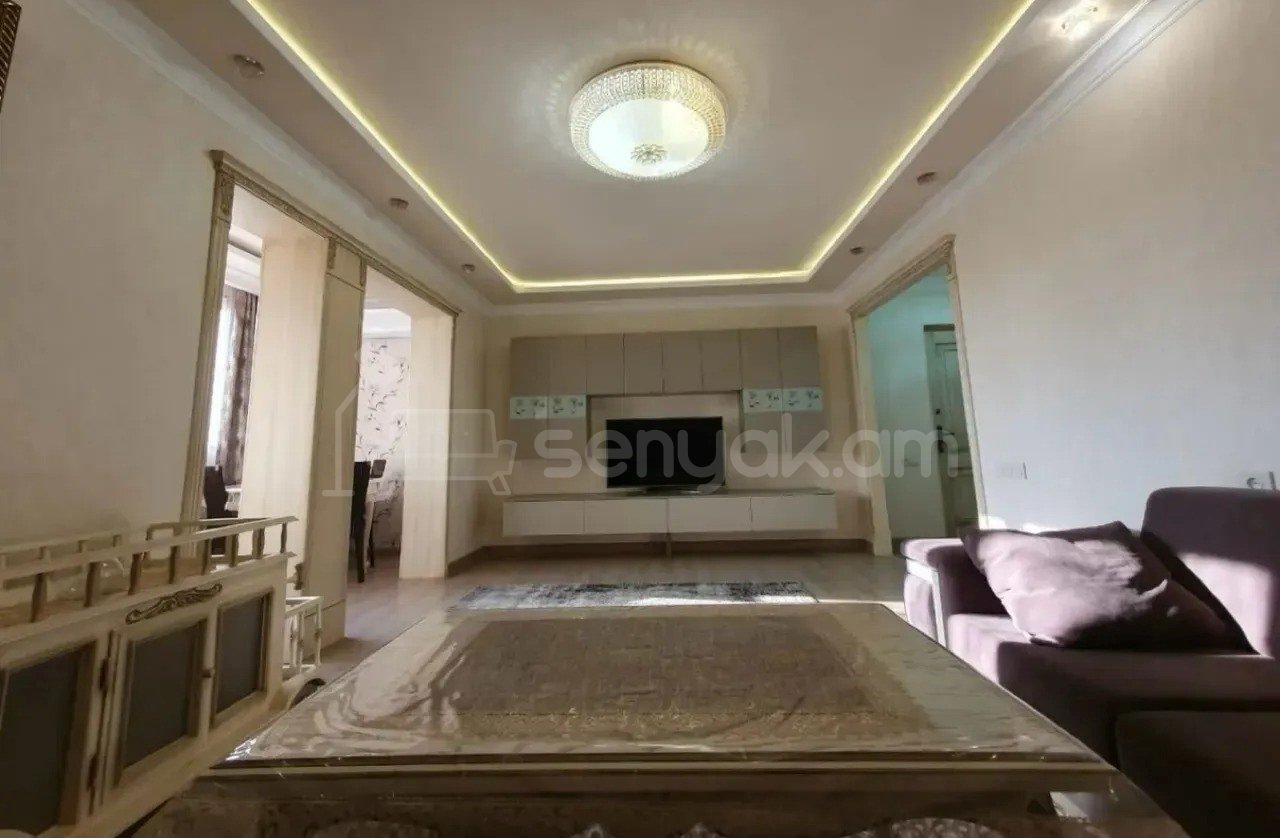 4 Սենյականոց Բնակարան Քարե Շենքում, 97քմ, 8/9 հարկ, Կապիտալ Վերանորոգված, Կահավորված, Արևկող