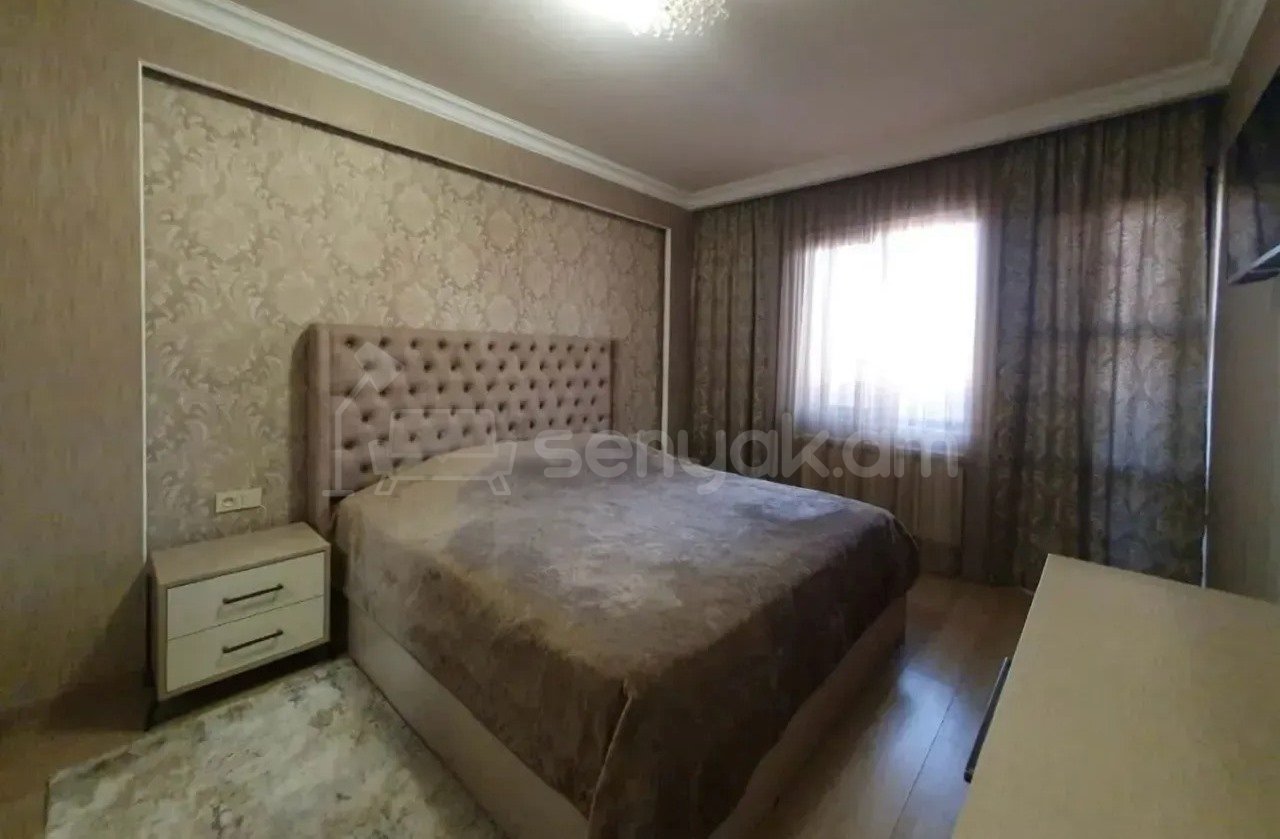 4 Սենյականոց Բնակարան Քարե Շենքում, 97քմ, 8/9 հարկ, Կապիտալ Վերանորոգված, Կահավորված, Արևկող