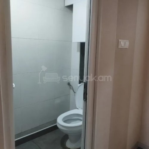 2 Սենյականոց Բնակարան Քարե Շենքում, 56քմ, 4/5 հարկ, Կապիտալ Վերանորոգված, Կահավորված, Արևկող