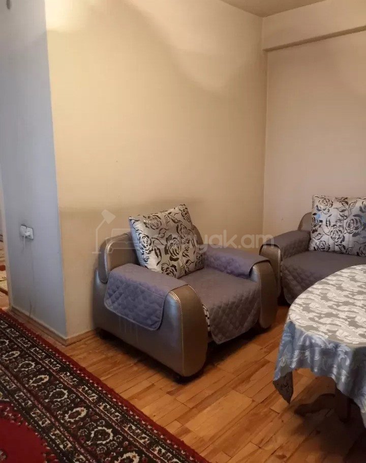 3 Սենյականոց Բնակարան, 92քմ, 7/16 հարկ, Նորմալ Վիճակում