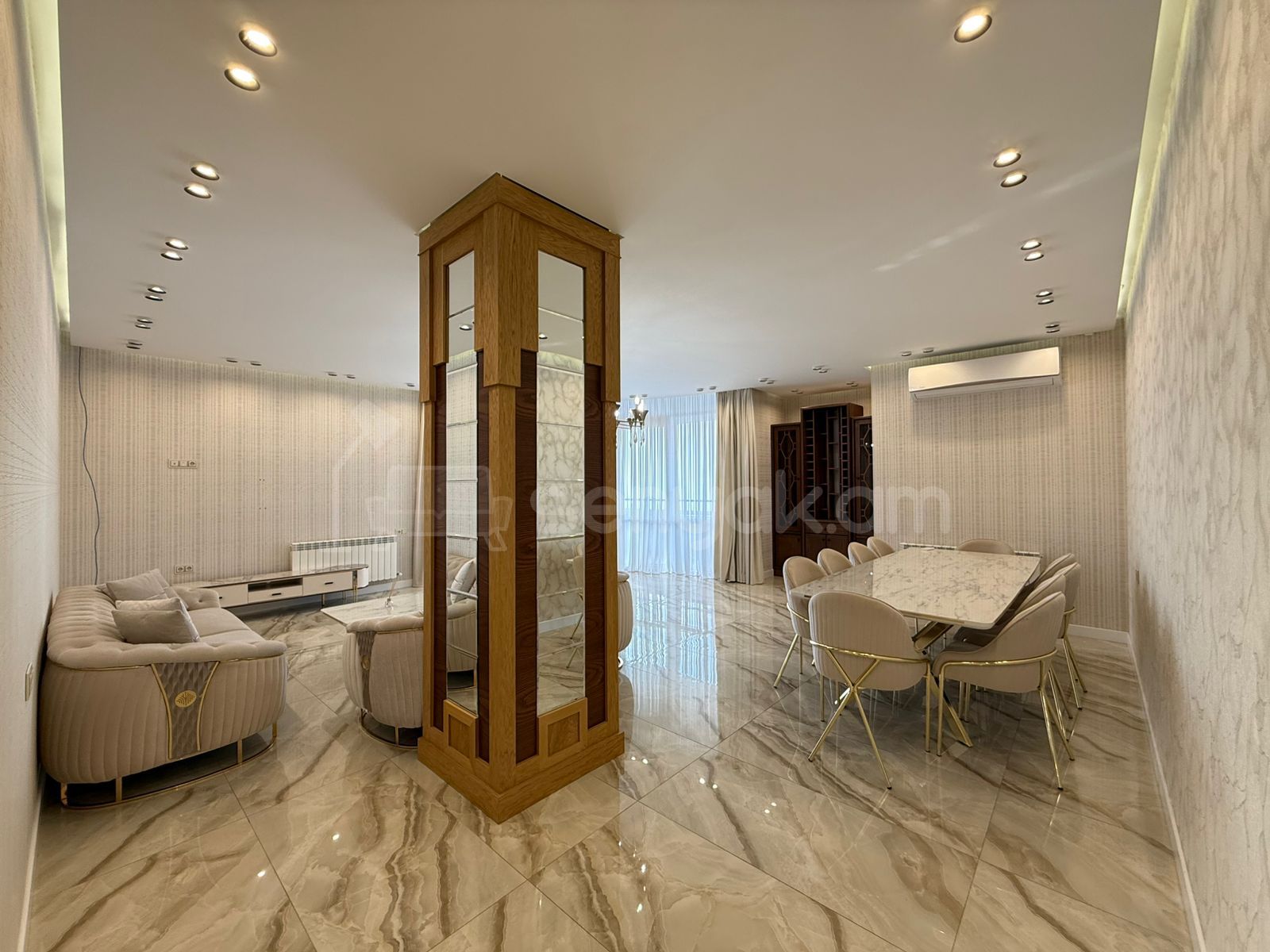 3 Սենյականոց Բնակարան Նորակառույցում, 294քմ, 15/15 հարկ, Դիզայներական Վերանորոգված