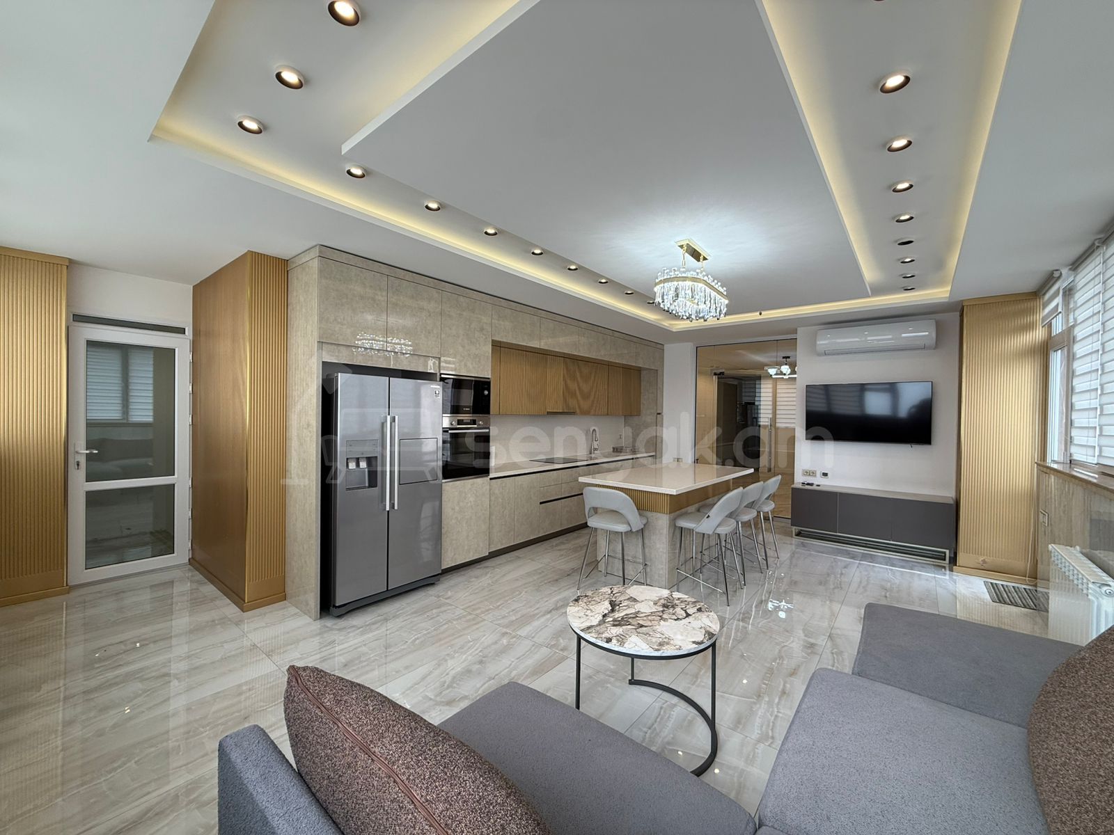 3 Սենյականոց Բնակարան Նորակառույցում, 294քմ, 15/15 հարկ, Դիզայներական Վերանորոգված