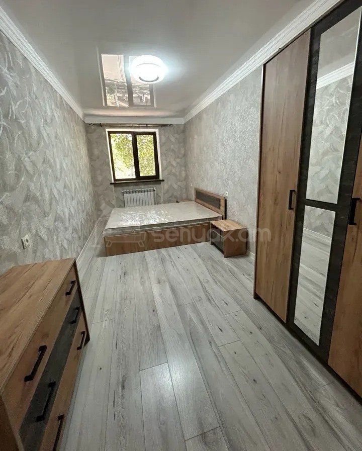 3 Սենյականոց Բնակարան Քարե Շենքում, 60քմ, 3/4 հարկ, Կապիտալ Վերանորոգված, Կահավորված, Արևկող