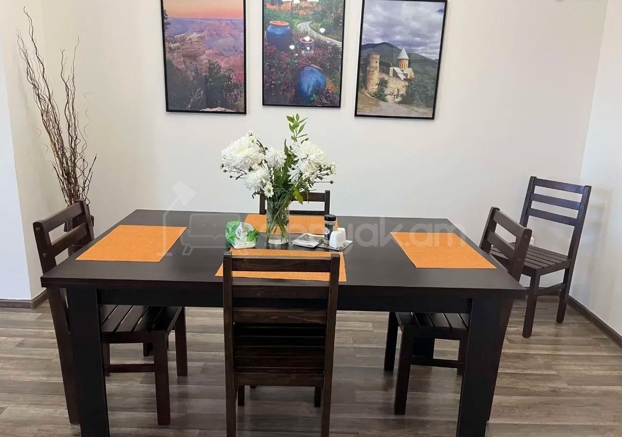 2 Սենյականոց Բնակարան Նորակառույցում, 80քմ, 9/10 հարկ, Կապիտալ Վերանորոգված