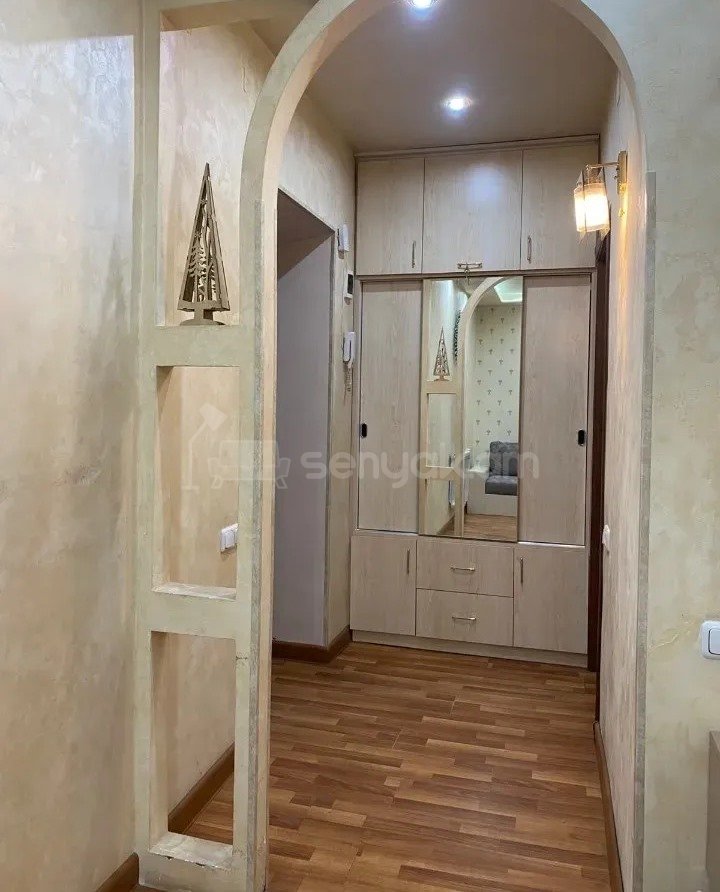 2 Սենյականոց Բնակարան Քարե Շենքում, 67քմ, 9/10 հարկ, Կապիտալ Վերանորոգված, Կահավորված, Արևկող