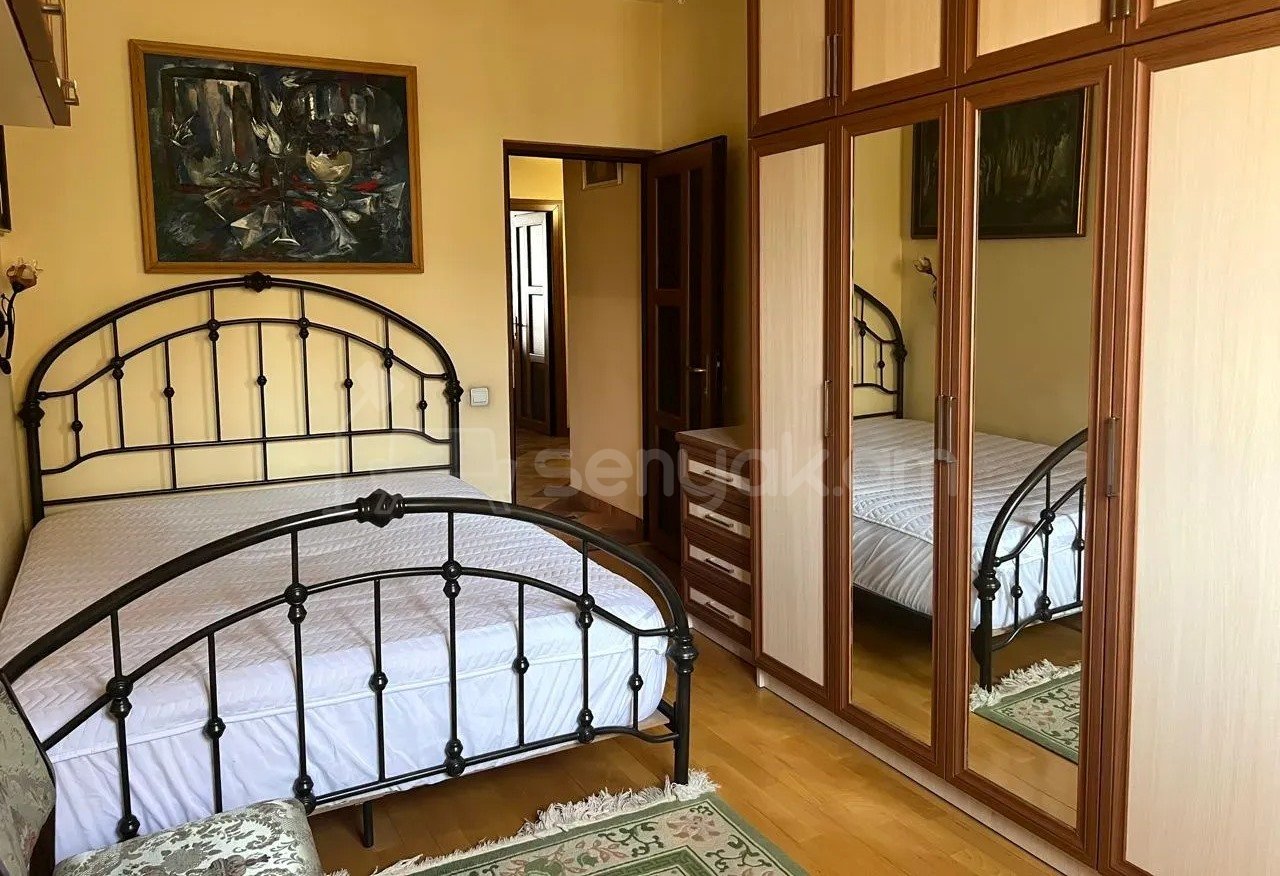 2 Սենյականոց Բնակարան Քարե Շենքում, 66քմ, 2/5 հարկ, Կապիտալ Վերանորոգված, Կահավորված, Արևկող