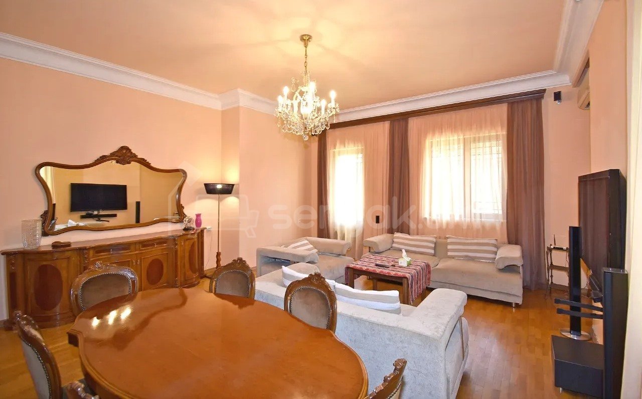 3 Սենյականոց Բնակարան Քարե Շենքում, 116քմ, 2/2 հարկ, Կապիտալ Վերանորոգված, Կահավորված, Արևկող