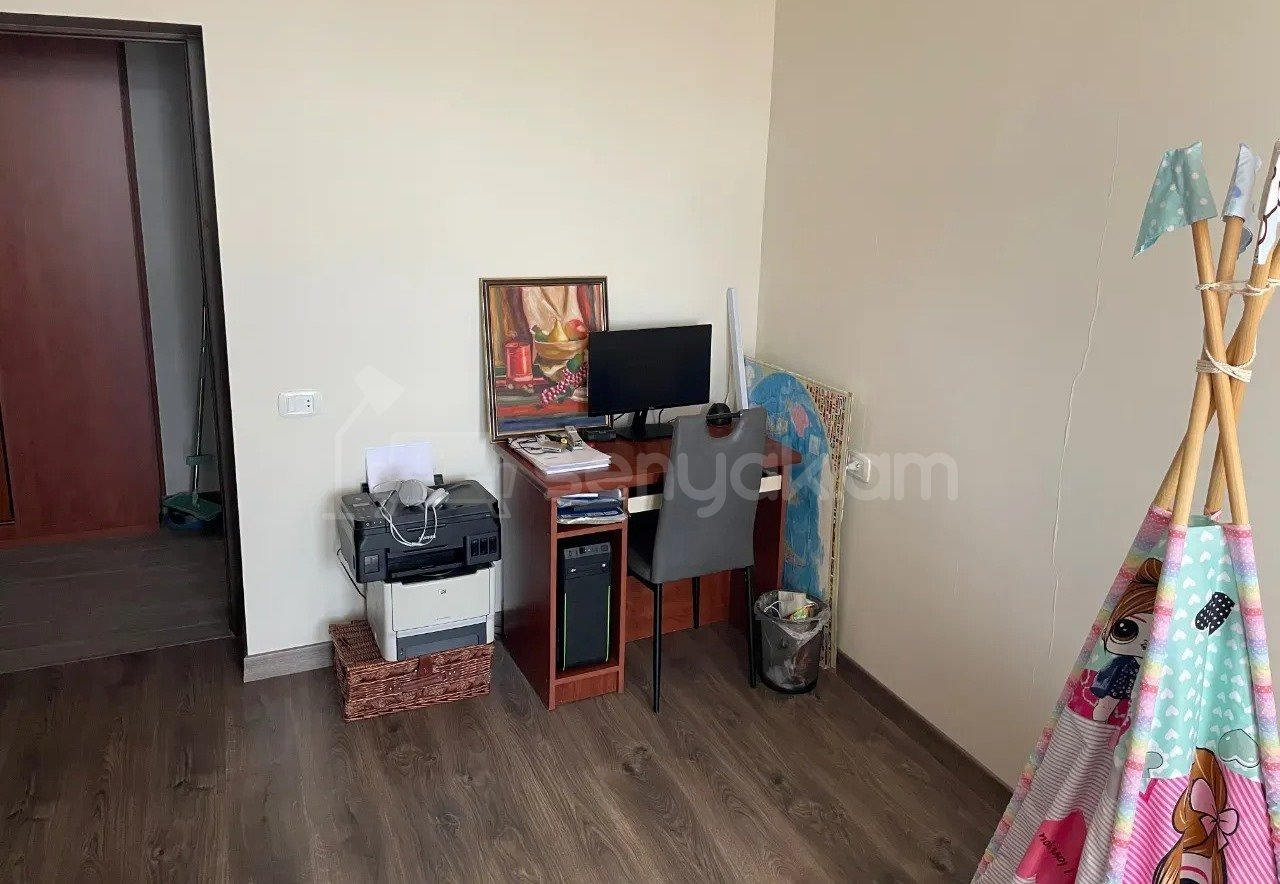 5 Սենյականոց Բնակարան Նորակառույցում, 155քմ, 12/14 հարկ, Կապիտալ Վերանորոգված, Կահավորված, Արևկող
