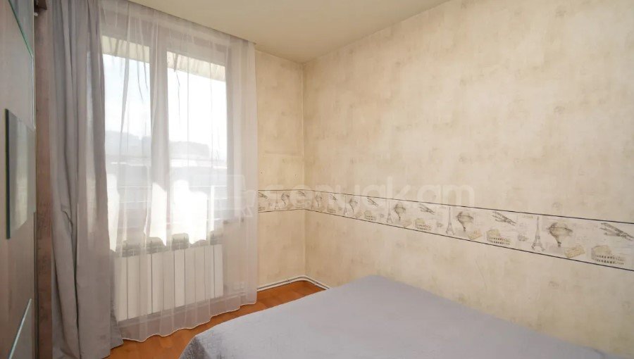 2 Սենյականոց Բնակարան Քարե Շենքում, 60քմ, 4/5 հարկ, Կապիտալ Վերանորոգված, Կահավորված