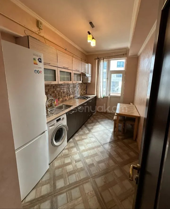 3 Սենյականոց Բնակարան, 77քմ, 6/9 հարկ, Կապիտալ Վերանորոգված, Կահավորված, Արևկող