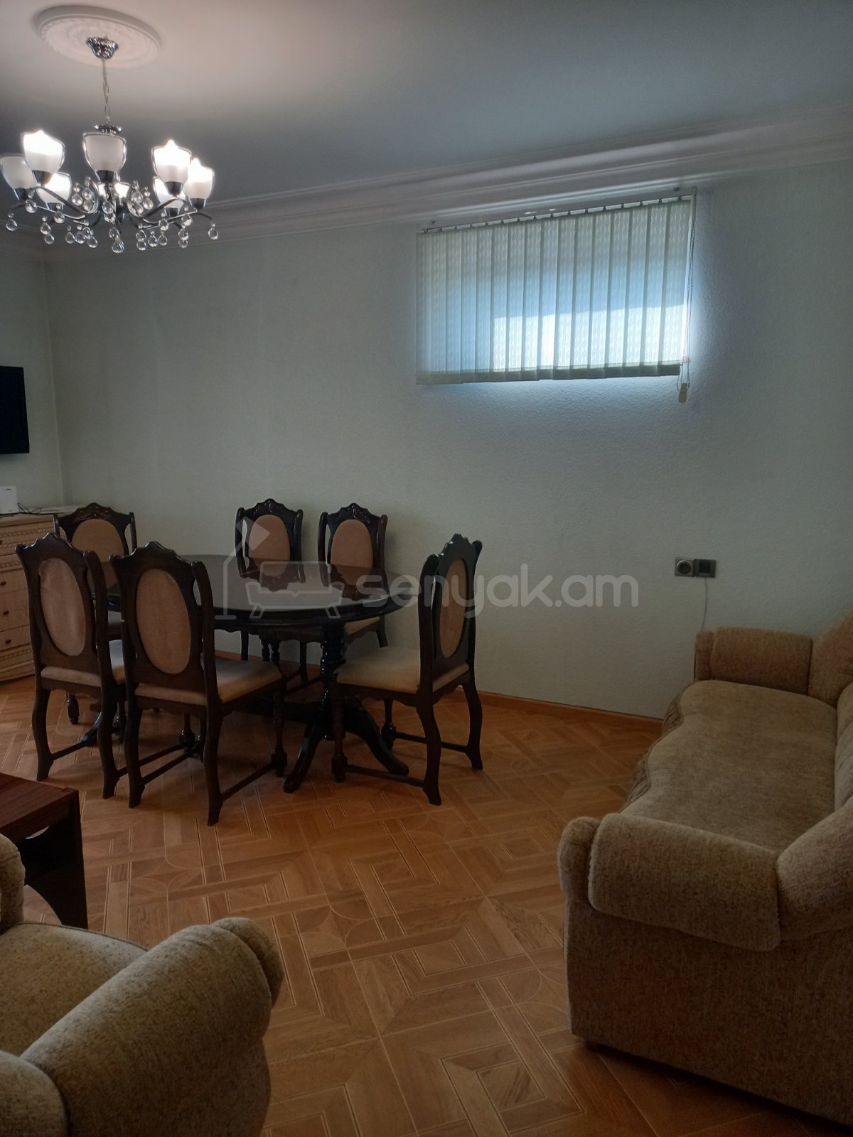 2 Սենյականոց Բնակարան Քարե Շենքում, 65քմ, 3/5 հարկ, Կապիտալ Վերանորոգված, Կահավորված, Արևկող